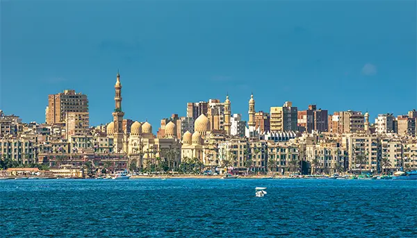 Fedezd fel Egyiptomot 2025-ben: több charterjárat és kényelmes parkolás a Park&Fly-nál 🇪🇬✈️🚗