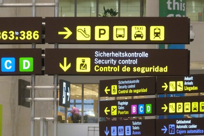 Where to Find the ParkFly Transfer at the Airport? – Departures Level, Zone 7